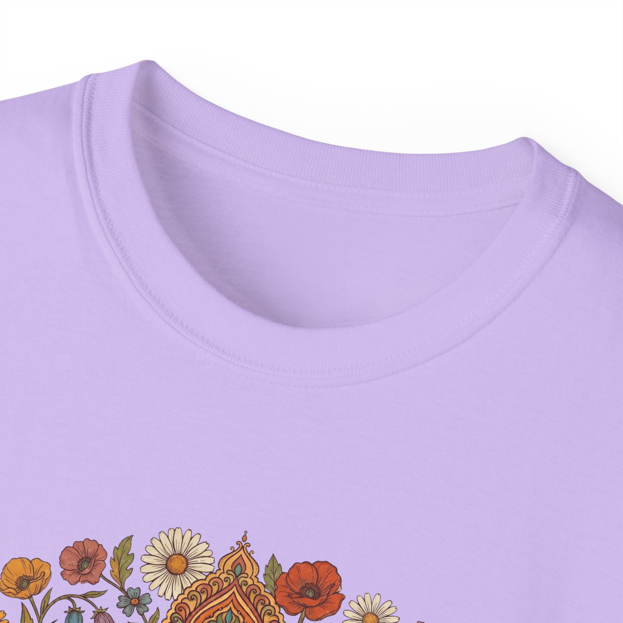 Retro Floral Tee — Vintage Brown Flower Bouquet Graphic