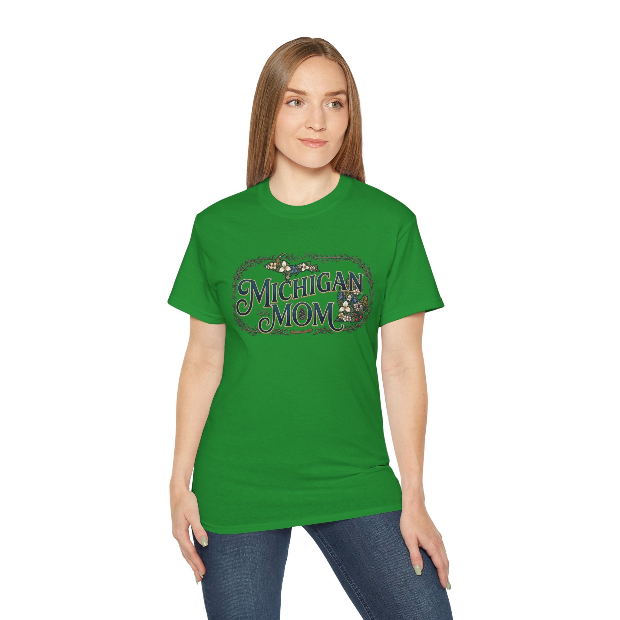 Michigan Mom T‑Shirt – Vintage Floral State Pride Tee for Moms