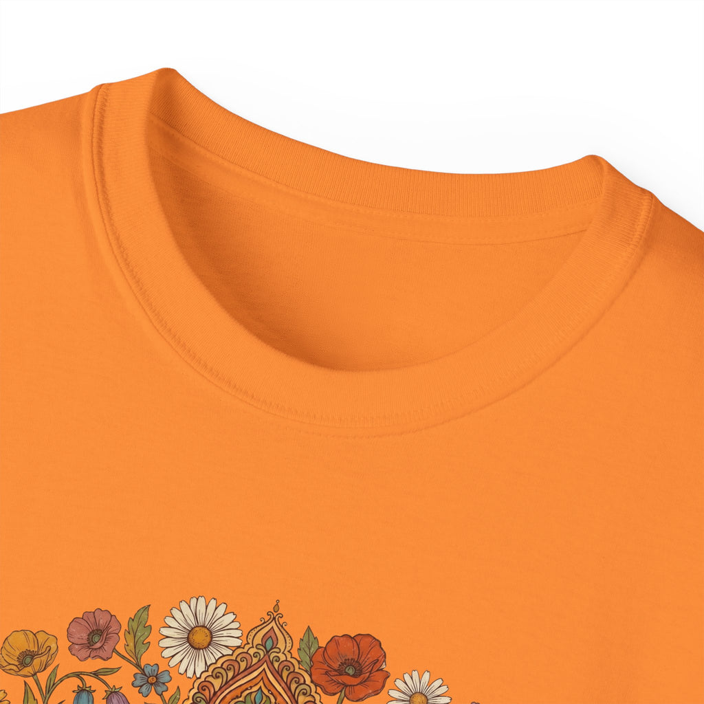 Retro Floral Tee — Vintage Brown Flower Bouquet Graphic