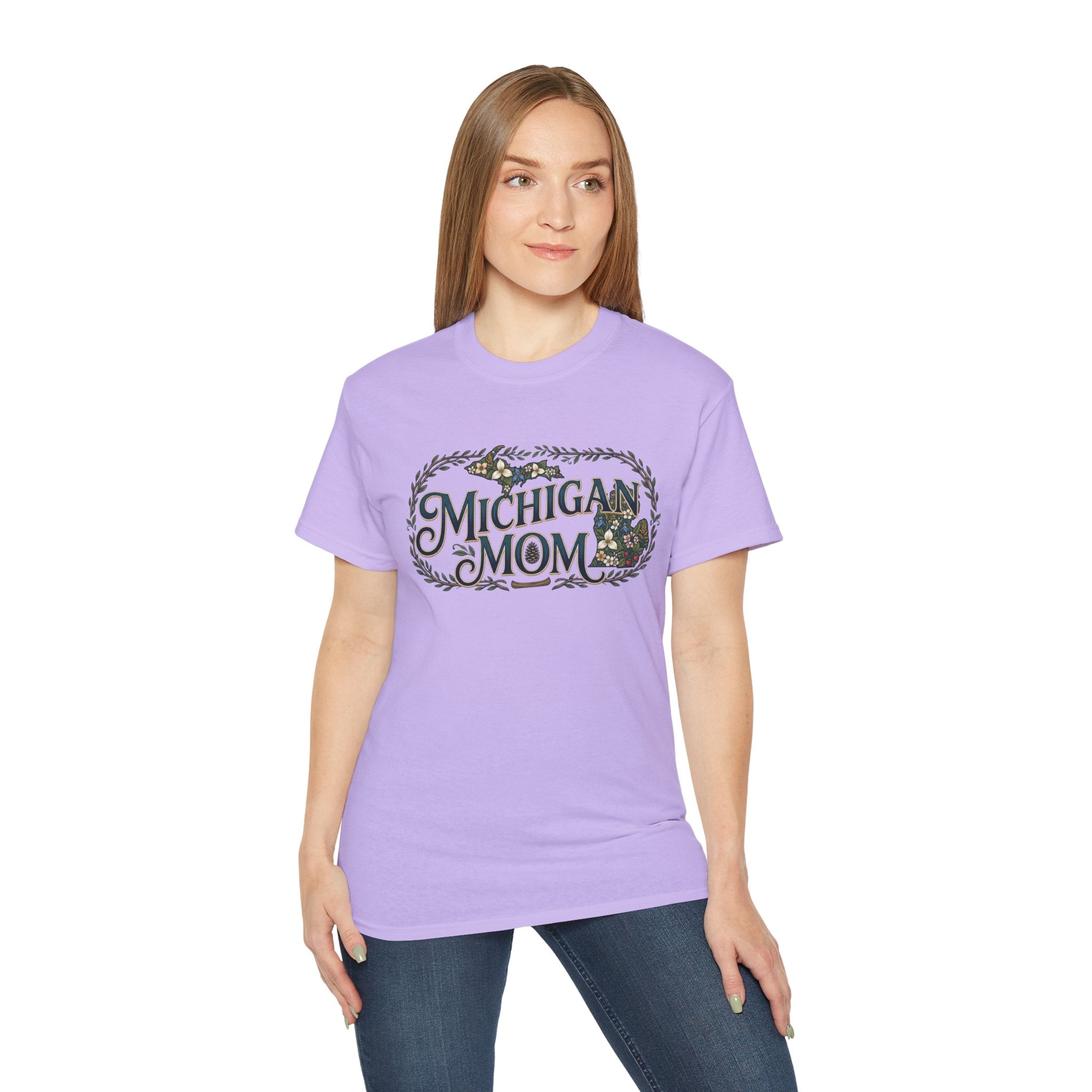 Michigan Mom T‑Shirt – Vintage Floral State Pride Tee for Moms