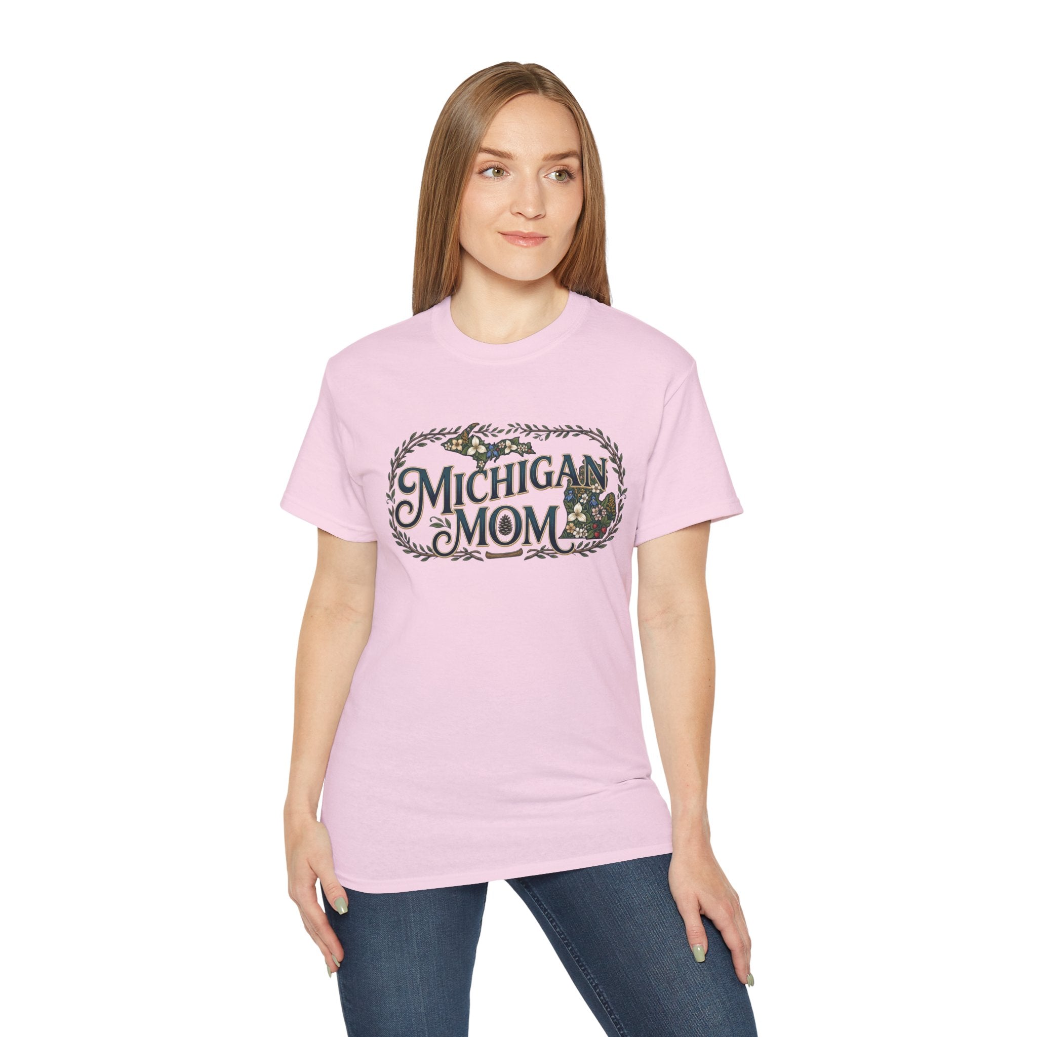 Michigan Mom T‑Shirt – Vintage Floral State Pride Tee for Moms