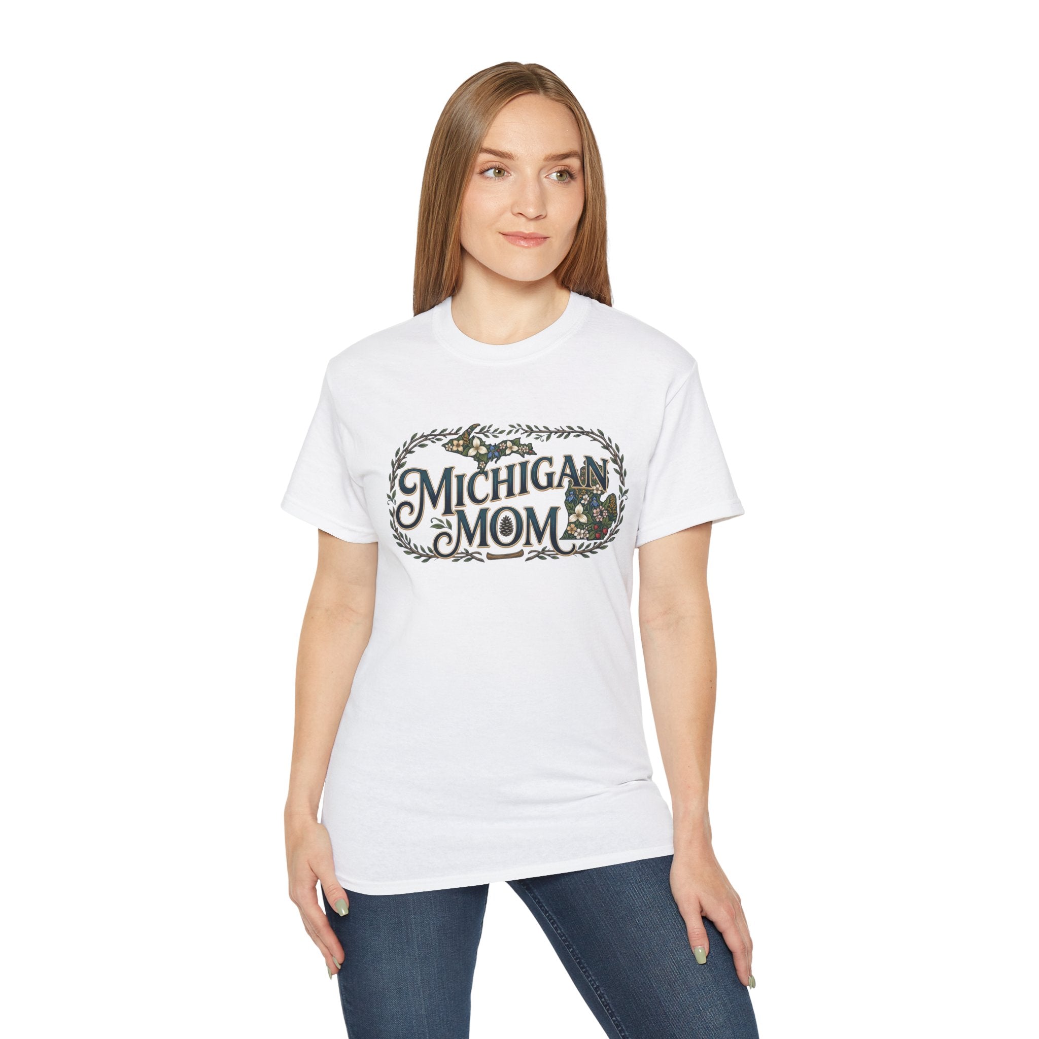 Michigan Mom T‑Shirt – Vintage Floral State Pride Tee for Moms